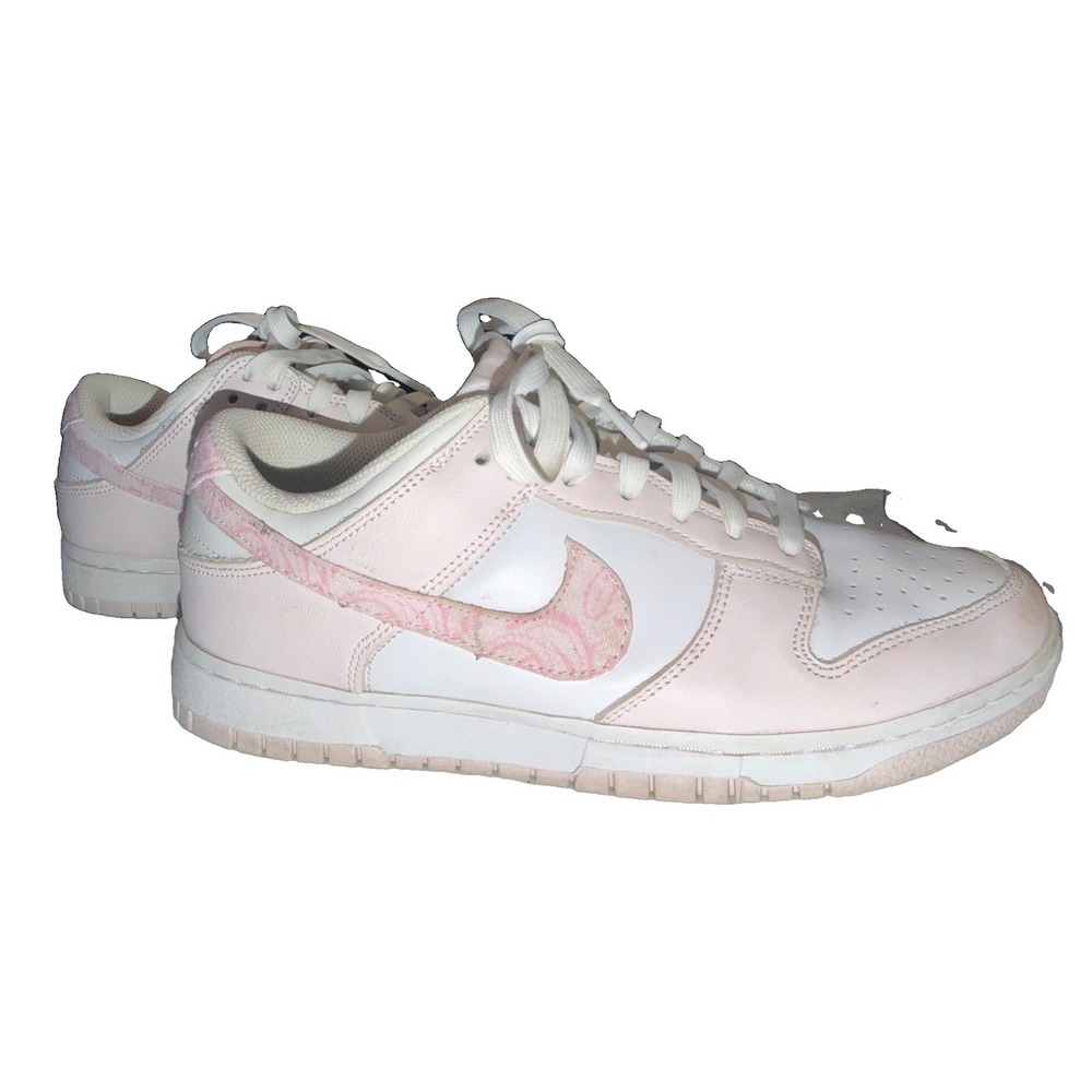 NEW Nike Women's‎ 9 Dunk Low Pink Paisley Pearl White FD1449-100